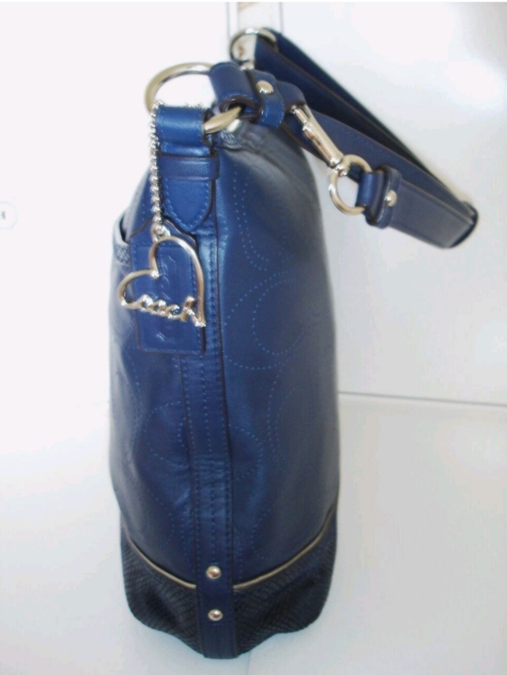 Coach Park Perforated Sig C Leather Duffle Snake Emboss Leather Trim Authentic - Picture 5 of 13
